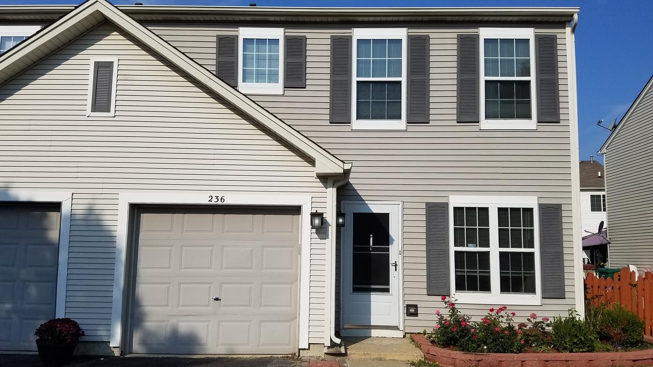 236 Williamsburg Ct., Romeoville, IL 60446