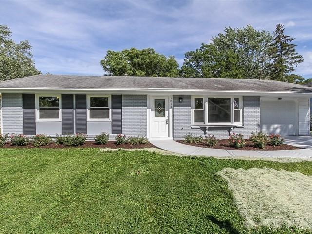 1017 Mercury Dr., Schaumburg, IL 60193