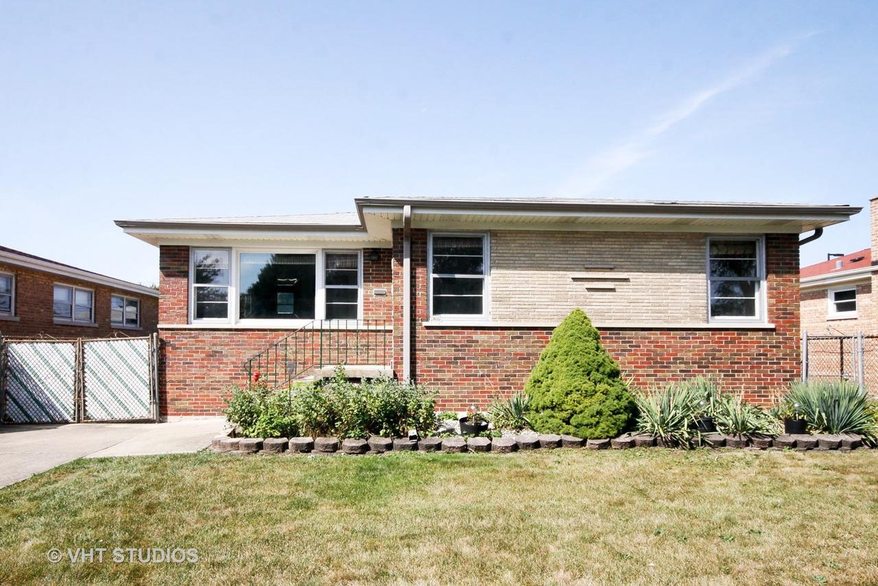 8708 Tulley Ave., Oak Lawn, IL 60453