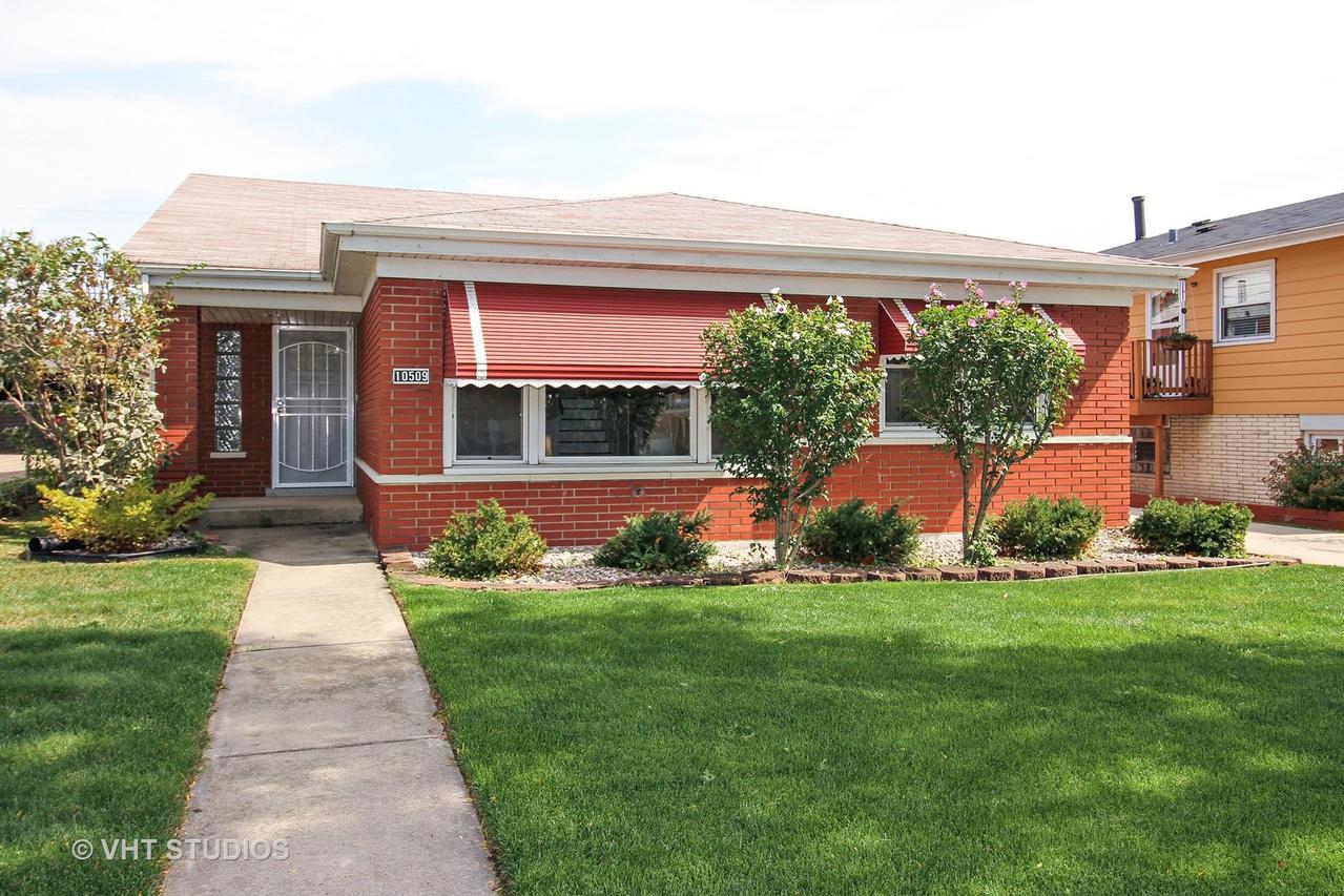 10509 S Kilbourn Ave., Oak Lawn, IL 60453