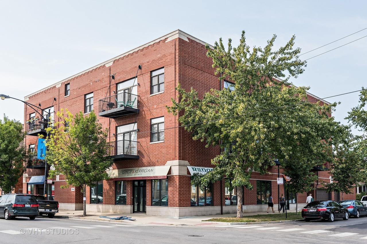 2934 W Montrose Ave. #205, Chicago, IL 60618