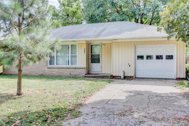 203 Buena Vista Dr., Champaign, IL 61820