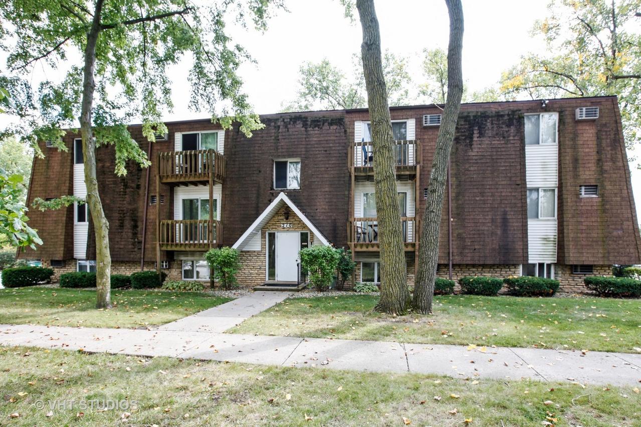 210 Madison St. #2D, Joliet, IL 60435