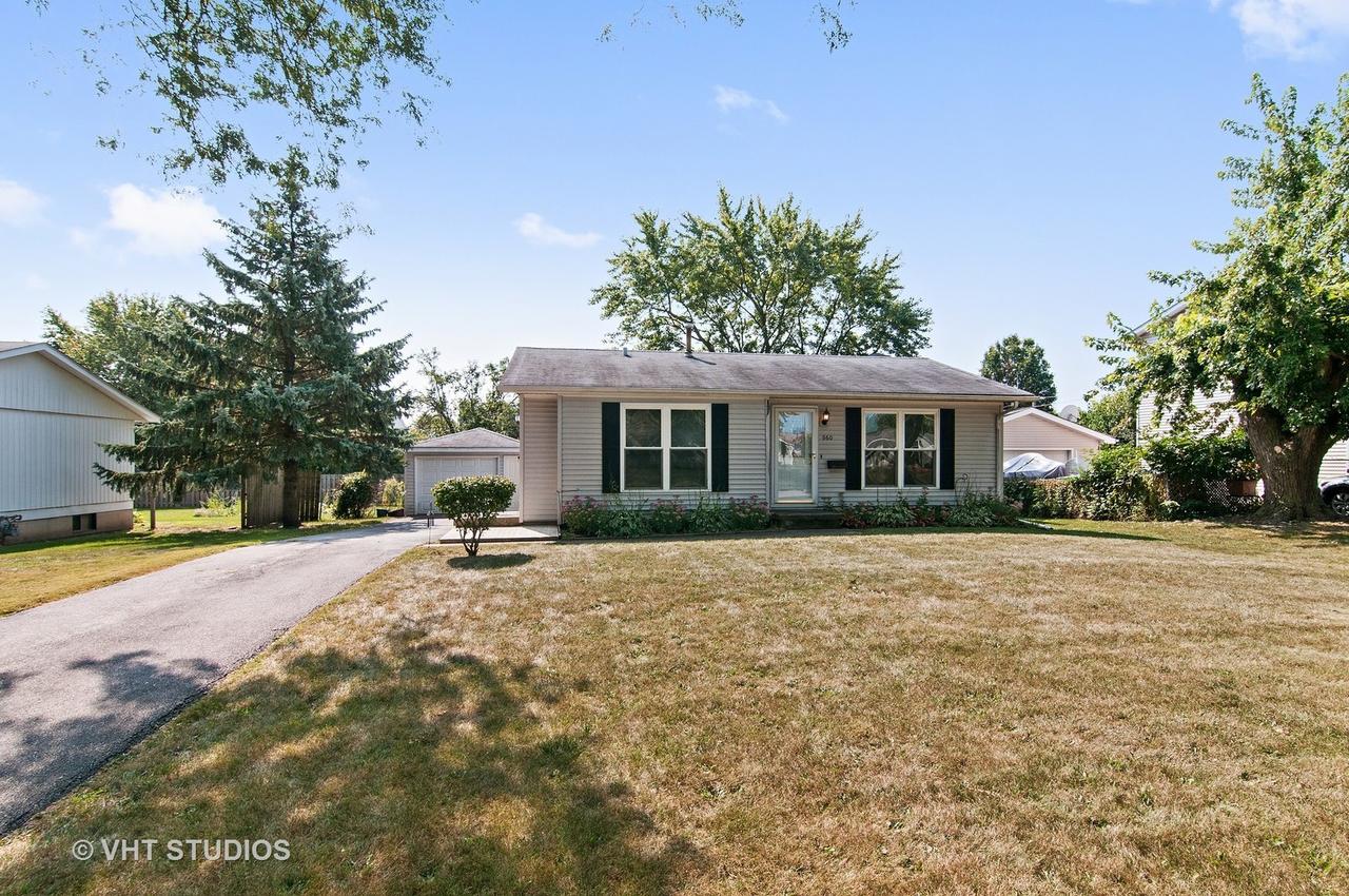960 Arlon Rd., Aurora, IL 60506