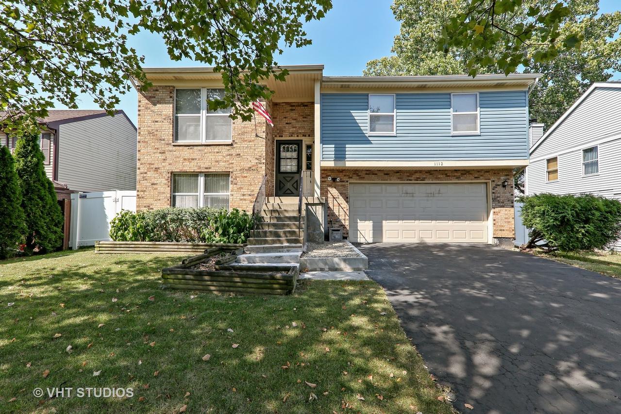 1112 Buttonwood Dr., Westmont, IL 60559