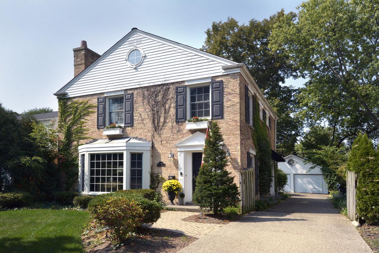 636 S Belmont Ave., Arlington Heights, IL 60005