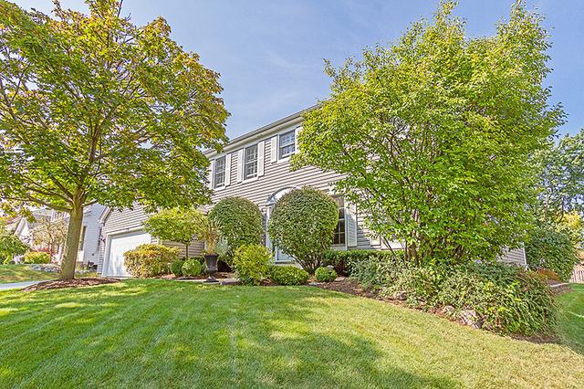 1700 Green River Dr., Schaumburg, IL 60194