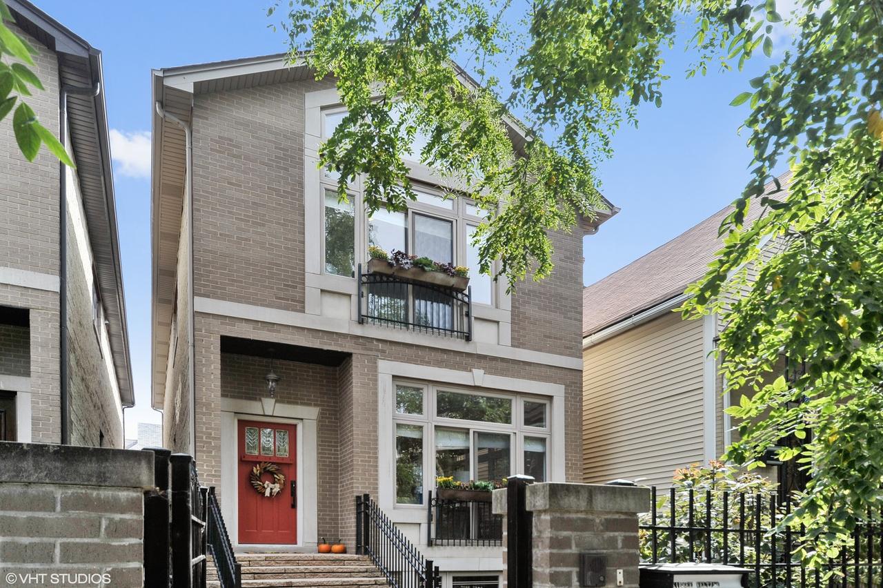 [Address Hidden by Seller], Chicago, IL 60618