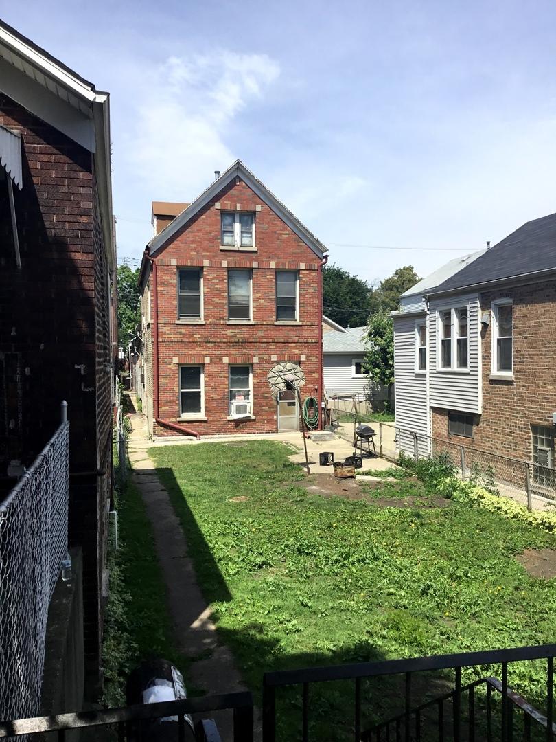 3356 S Hoyne Ave., Chicago, IL 60608