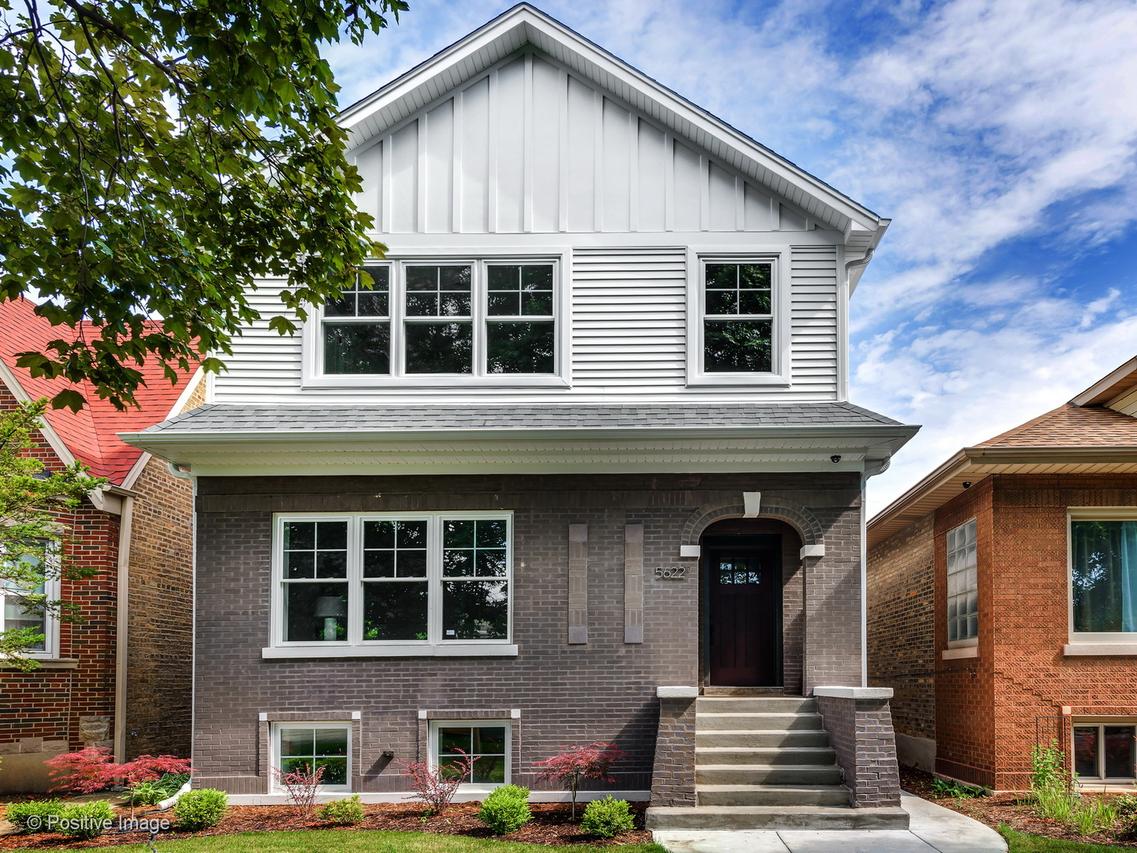 5622 W Pensacola Ave., Chicago, IL 60634