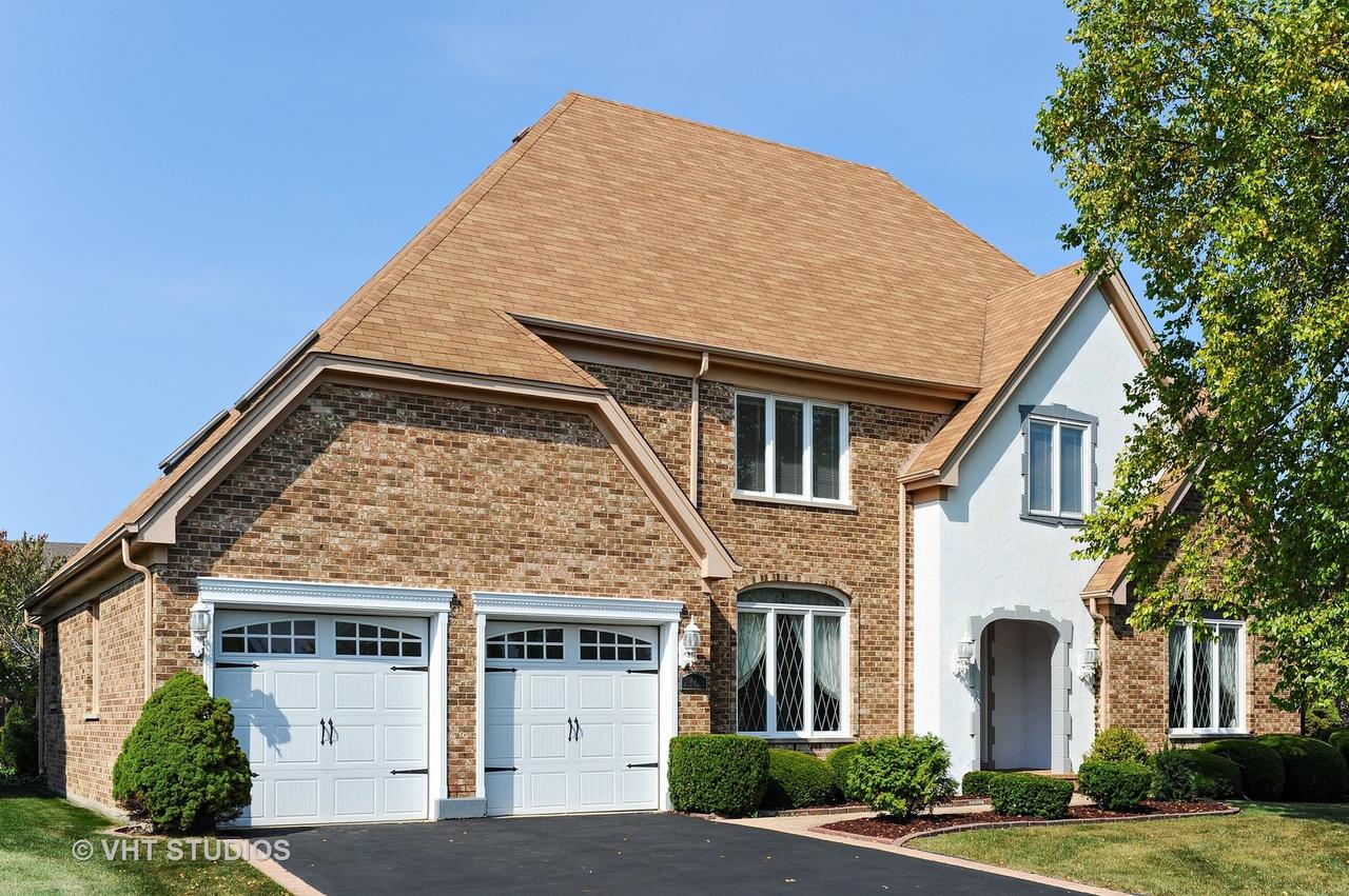 2403 E Greshan Ct., Arlington Heights, IL 60004