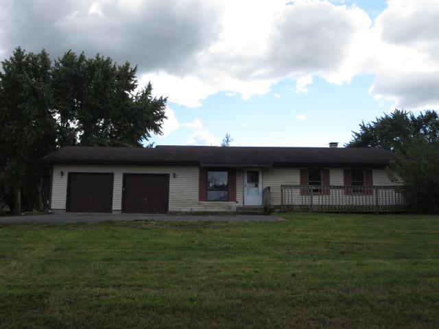 2521 Michael St., Wonder Lake, IL 60097