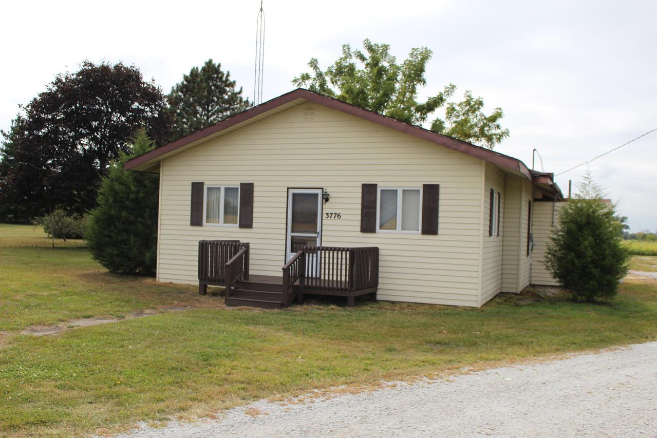 3776 S State Route 1, St. Anne, IL 60964
