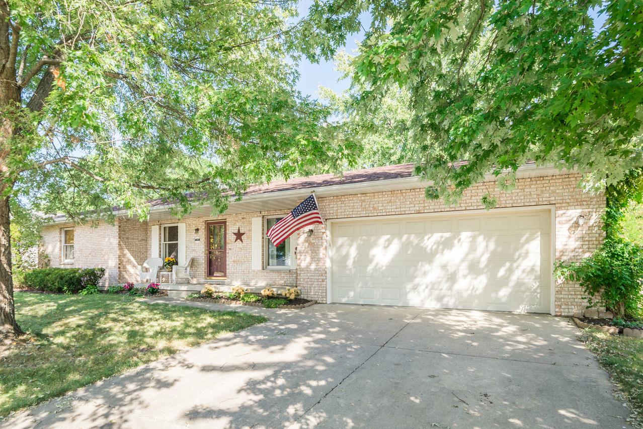 1428 Larson St., Sycamore, IL 60178