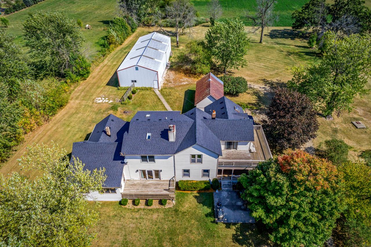 13N245 Engel Rd., Sycamore, IL 60178