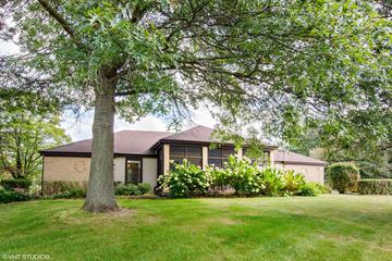 2706 Stonegate Dr., Crystal Lake, IL 60012