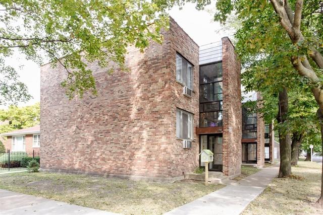 1730 W Rosehill Dr. #1B, Chicago, IL 60660