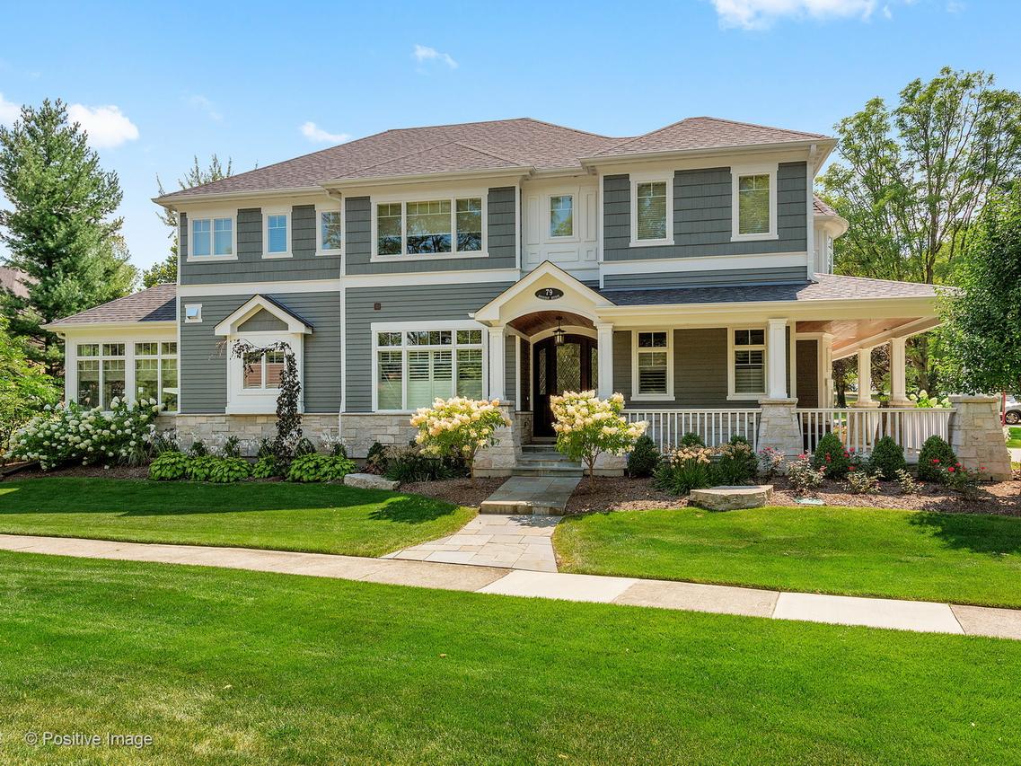 79 Sheridan Ave., Clarendon Hills, IL 60514