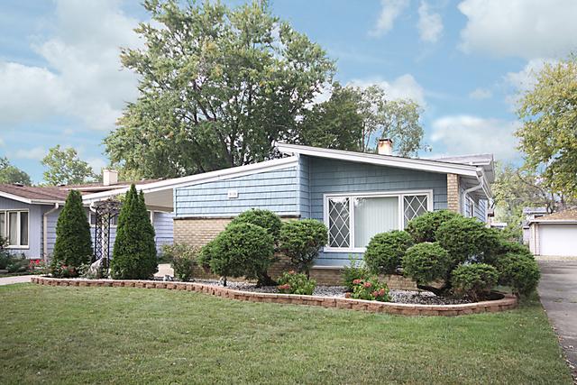 916 N Pleasant Dr., Addison, IL 60101