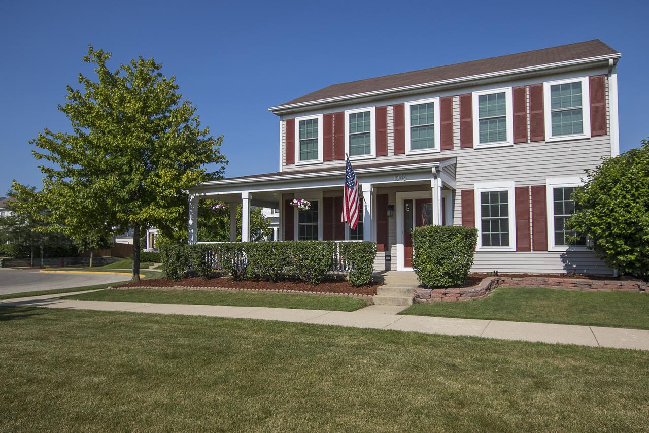 1046 Symphony Dr., Aurora, IL 60504