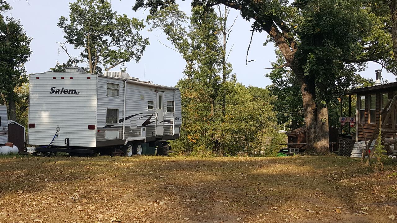 5-497 Woodhaven Dr., Amboy, IL 61310