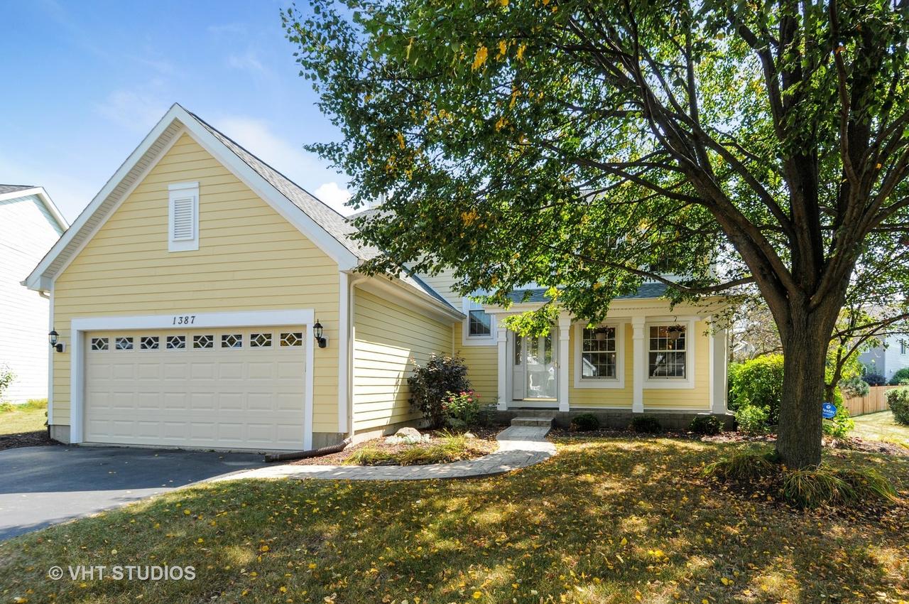 1387 Burnett Dr., Aurora, IL 60502