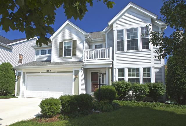 1563 Woodbury Cir., Gurnee, IL 60031