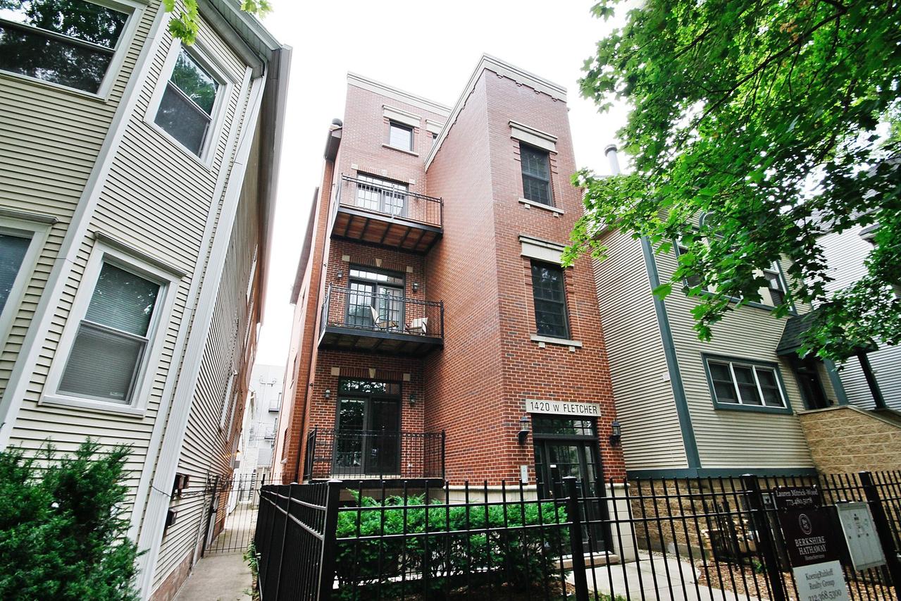 1420 W Fletcher St. #1, Chicago, IL 60657