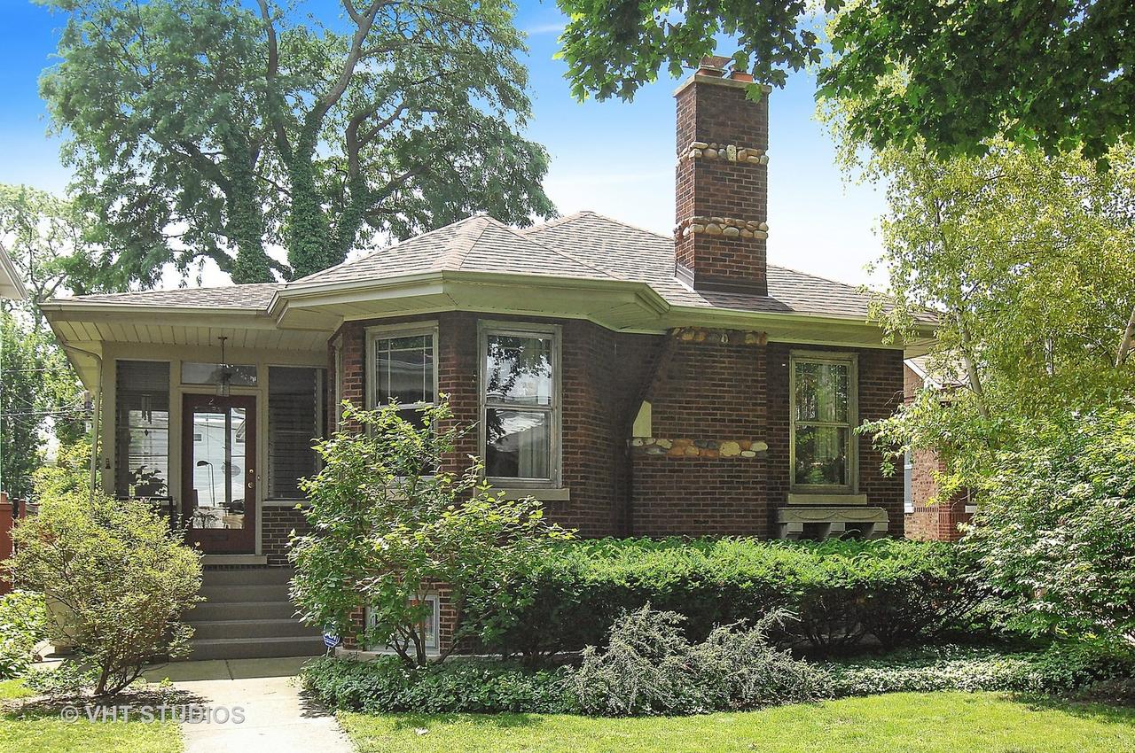 2625 W Eastwood Ave., Chicago, IL 60625