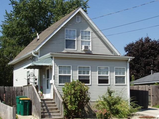 211 Stark Ave., Sycamore, IL 60178