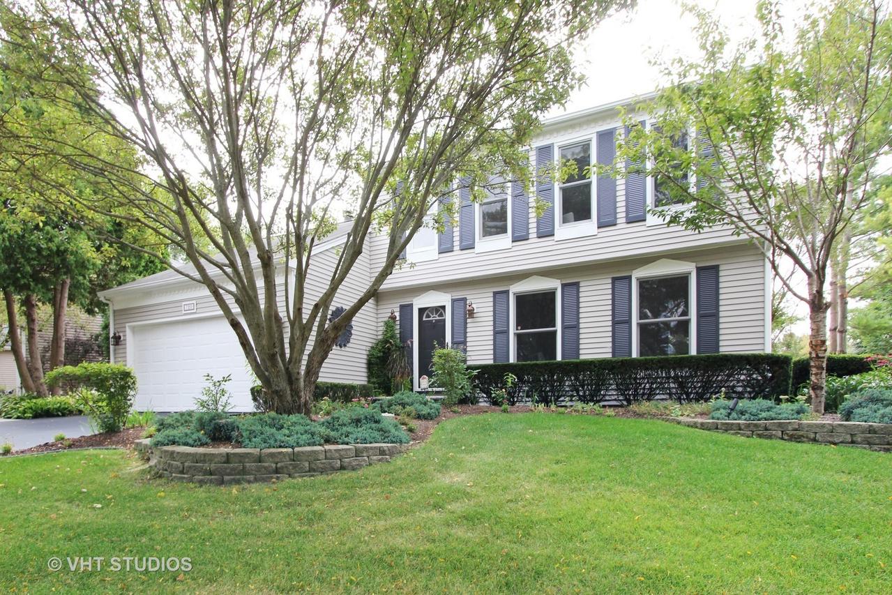 720 Old Hunt Rd., Fox River Grove, IL 60021