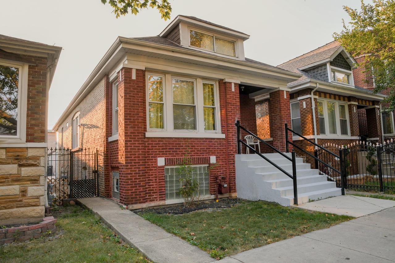 6412 S Troy St., Chicago, IL 60629