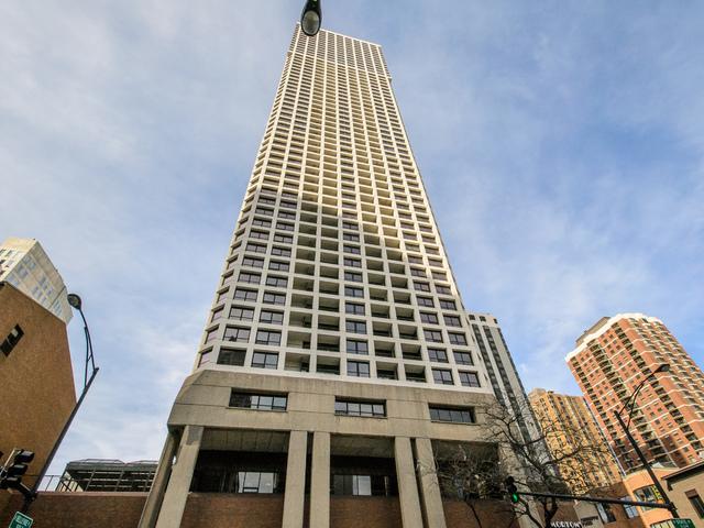 1030 N State St. #51H, Chicago, IL 60611