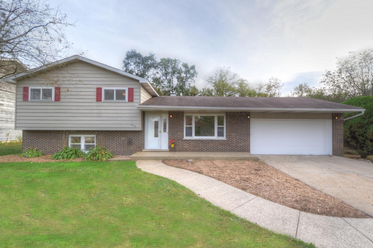 7609 W Andrea Ln., Crystal Lake, IL 60012