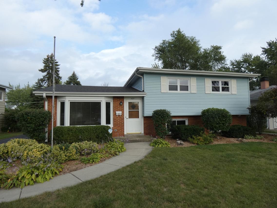 427 S Harvard Ave., Addison, IL 60101