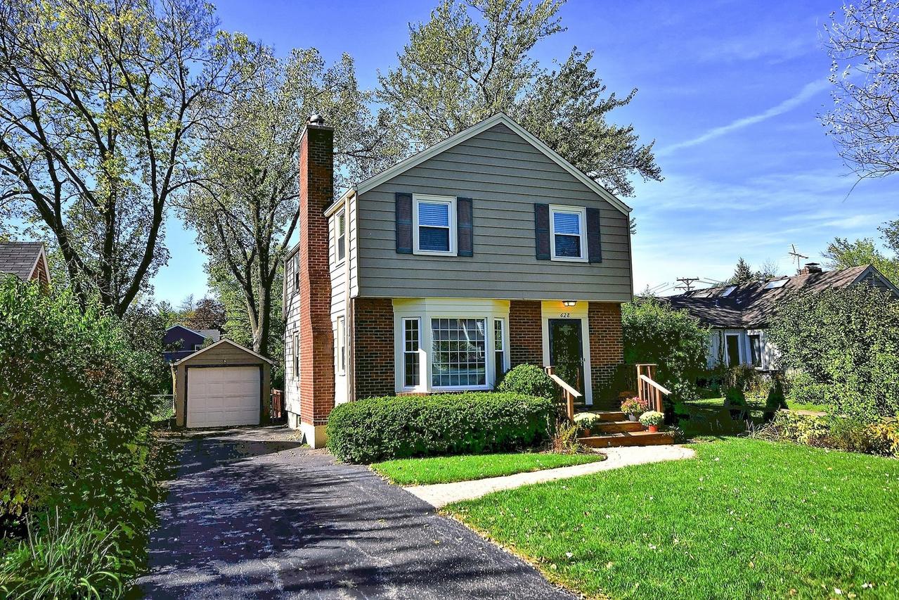 628 Happ Rd., Northfield, IL 60093