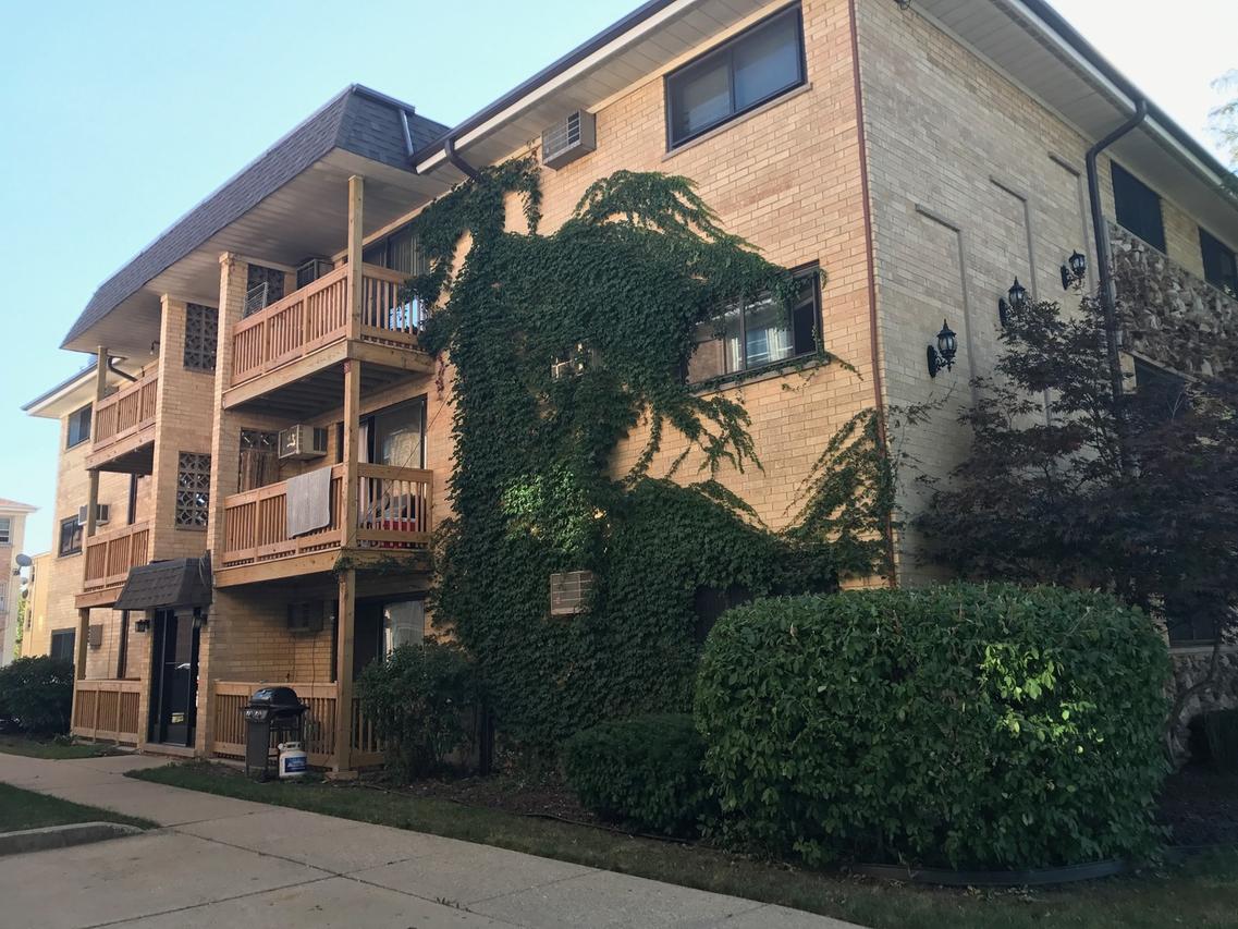 8427 W Bryn Mawr Ave. #2SE, Chicago, IL 60631