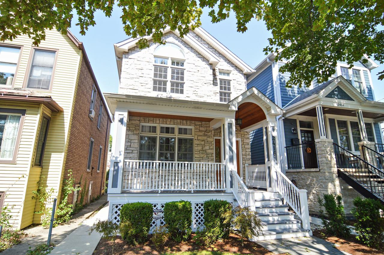2416 W Berteau Ave., Chicago, IL 60618
