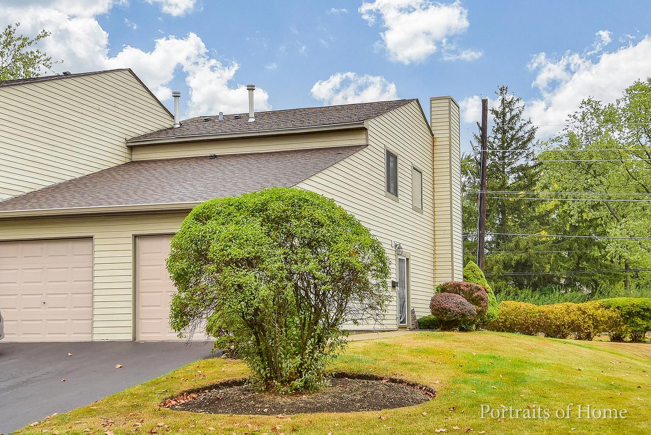 1720 Whidden Ave., Downers Grove, IL 60516