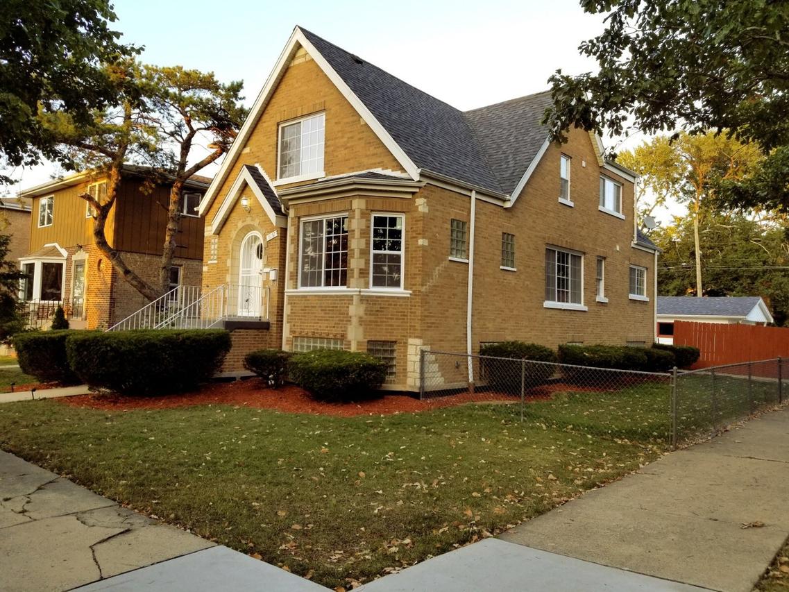 6157 S Tripp Ave., Chicago, IL 60629