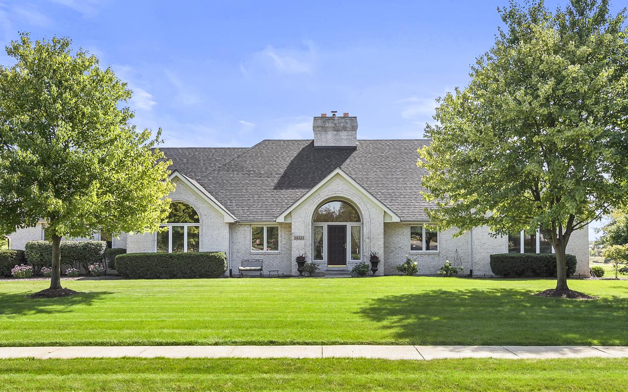 24323 Turnberry Ct., Naperville, IL 60564