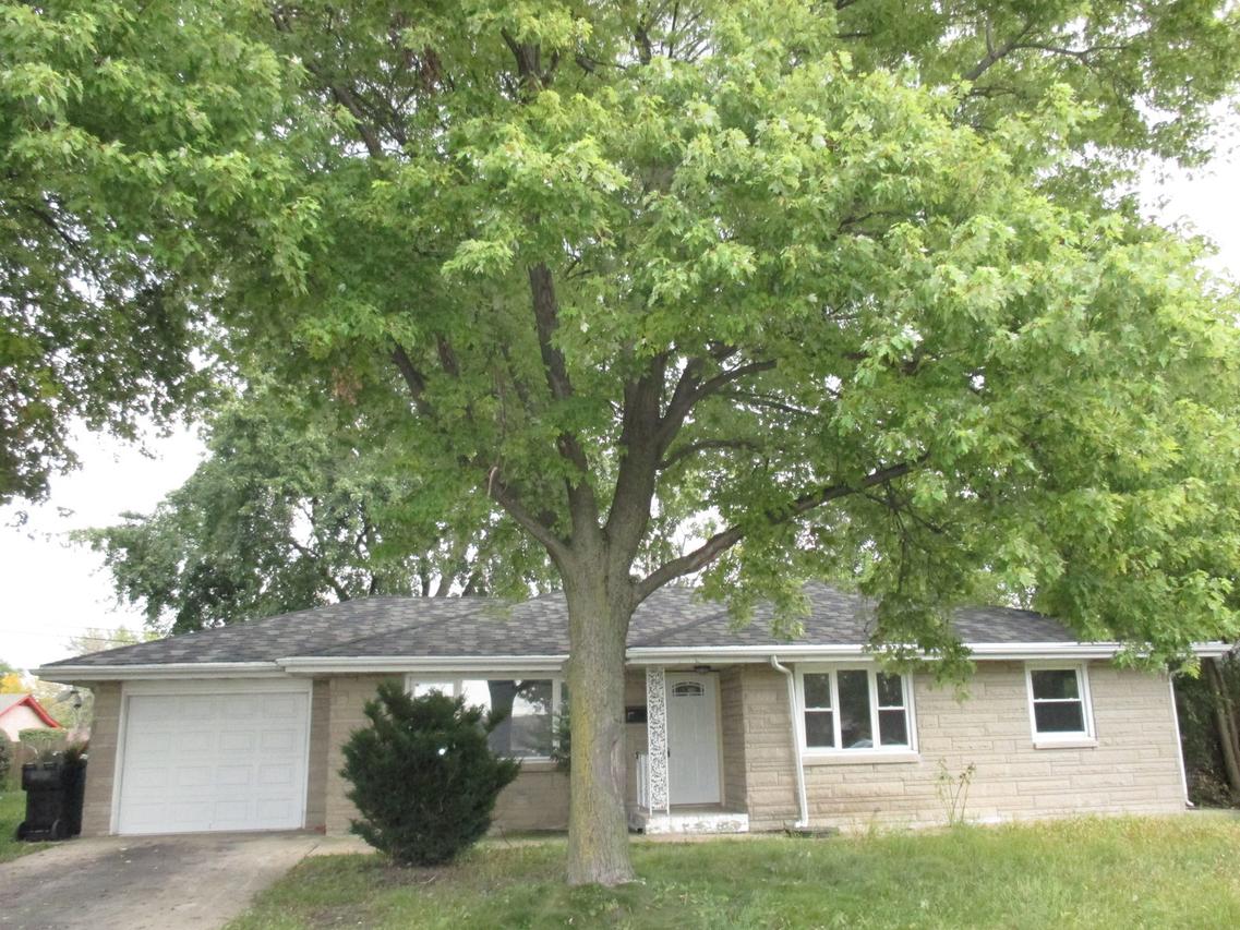 904 N Larkin Ave., Joliet, IL 60435