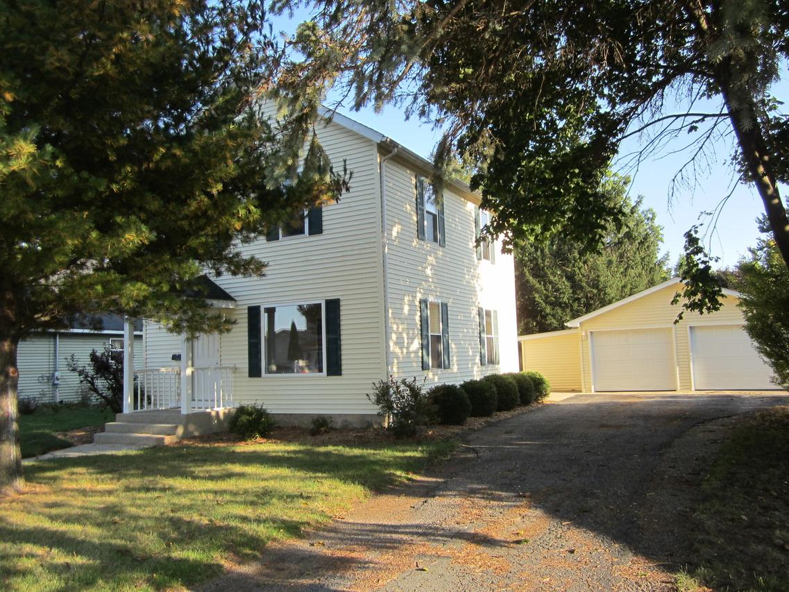 110 E Dearborn St., Plano, IL 60545