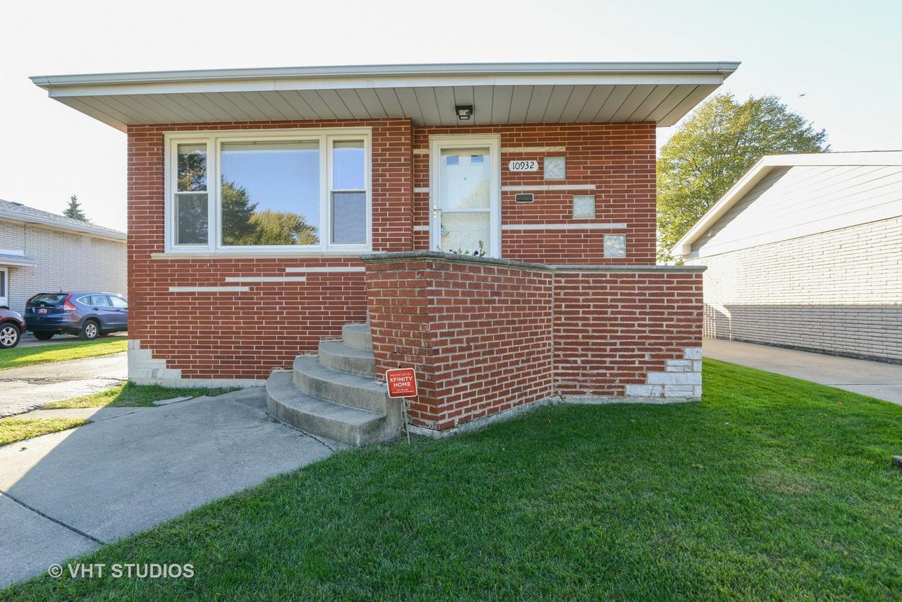 10932 S Kolmar Ave., Oak Lawn, IL 60453