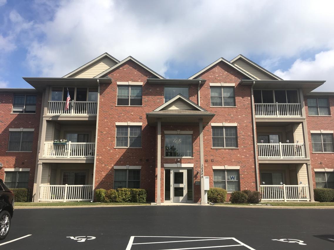 20345 S Rainford Dr. #3B, Frankfort, IL 60423