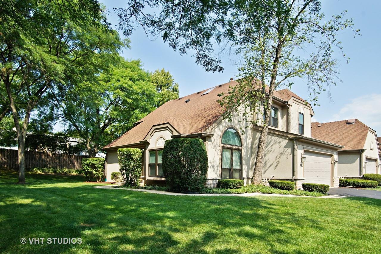 22 Ascot Cir., Schaumburg, IL 60194