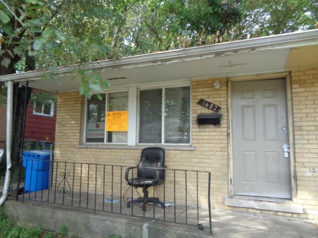 11602 S Peoria St., Chicago, IL 60643