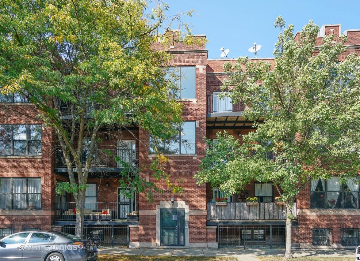 3740 W Wrightwood Ave. #9, Chicago, IL 60647