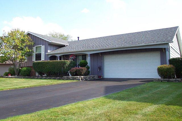 7613 W Nutwood Ct., Frankfort, IL 60423