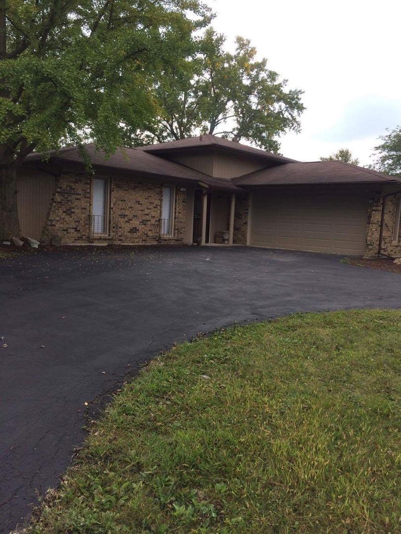 4933 Mission Dr., Richton Park, IL 60471